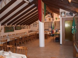 anno 2014 &raquo; interno sala prada